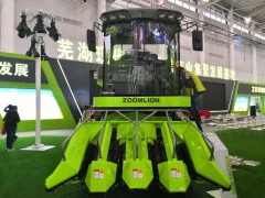 中联4YZ-4E1玉米收割机2018年武汉展会实拍
