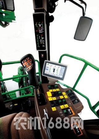 约翰迪尔(John Deere)CH330新型甘蔗收割机驾驶室