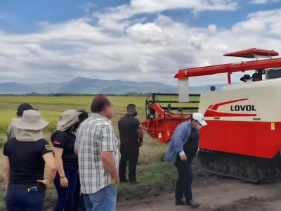雷沃水稻機產品表現獲秘魯農場主高度認可